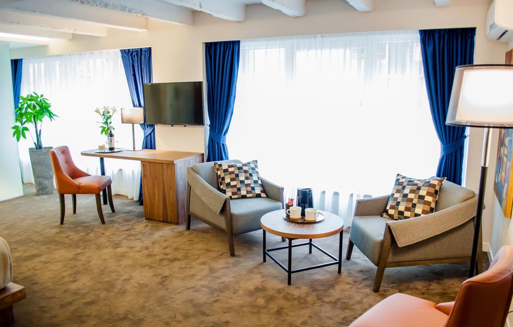 Nomad Luxury Suites Belgrado Exterior foto