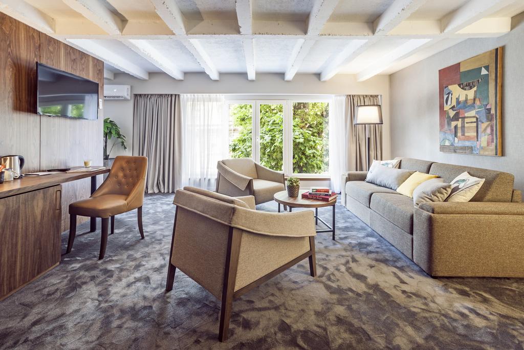 Nomad Luxury Suites Belgrado Exterior foto