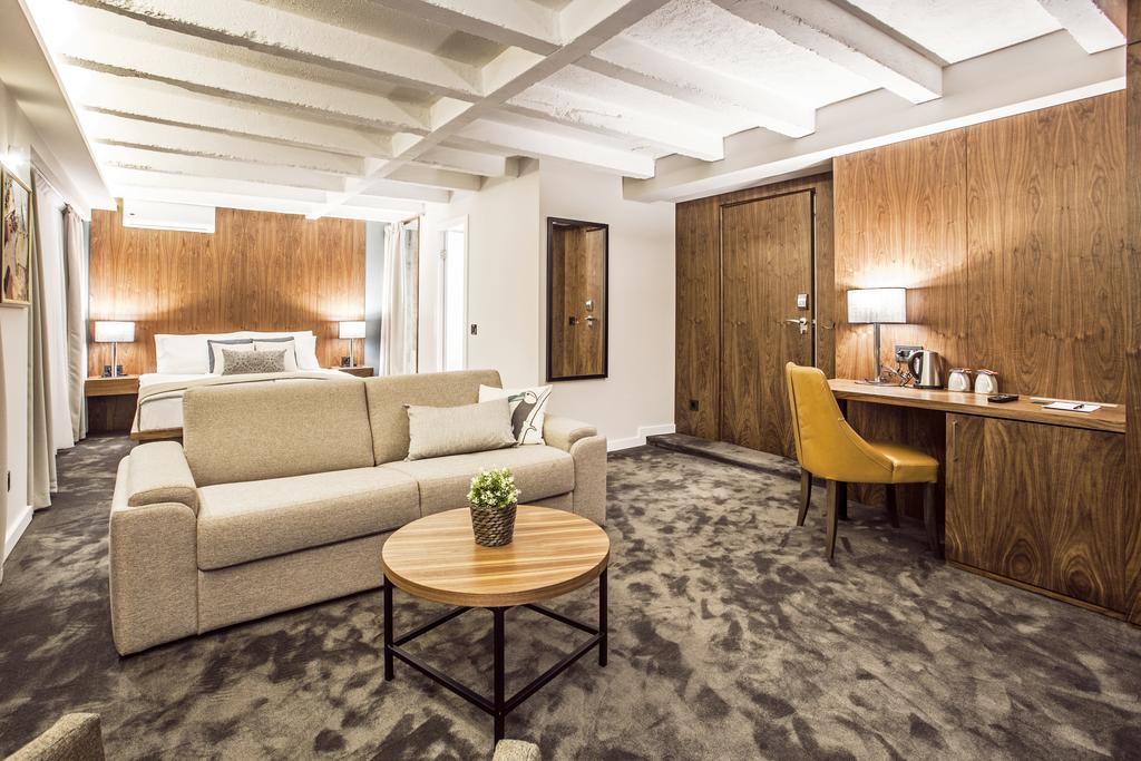 Nomad Luxury Suites Belgrado Exterior foto