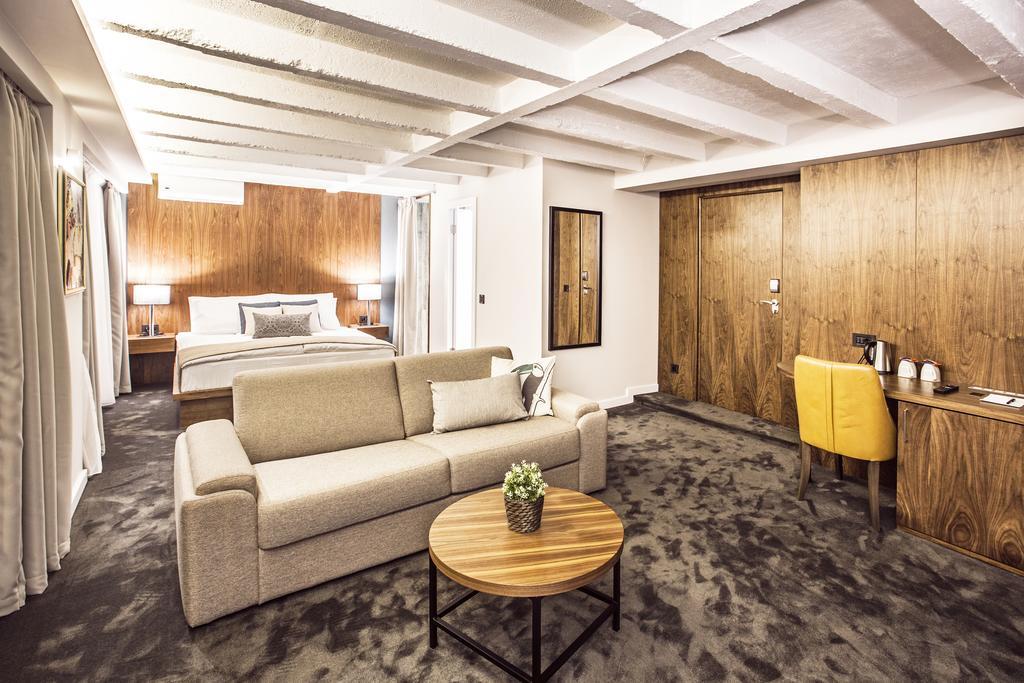 Nomad Luxury Suites Belgrado Exterior foto