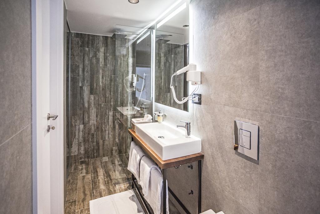 Nomad Luxury Suites Belgrado Exterior foto