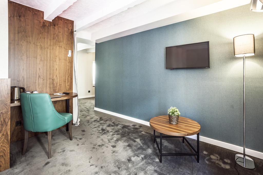 Nomad Luxury Suites Belgrado Exterior foto